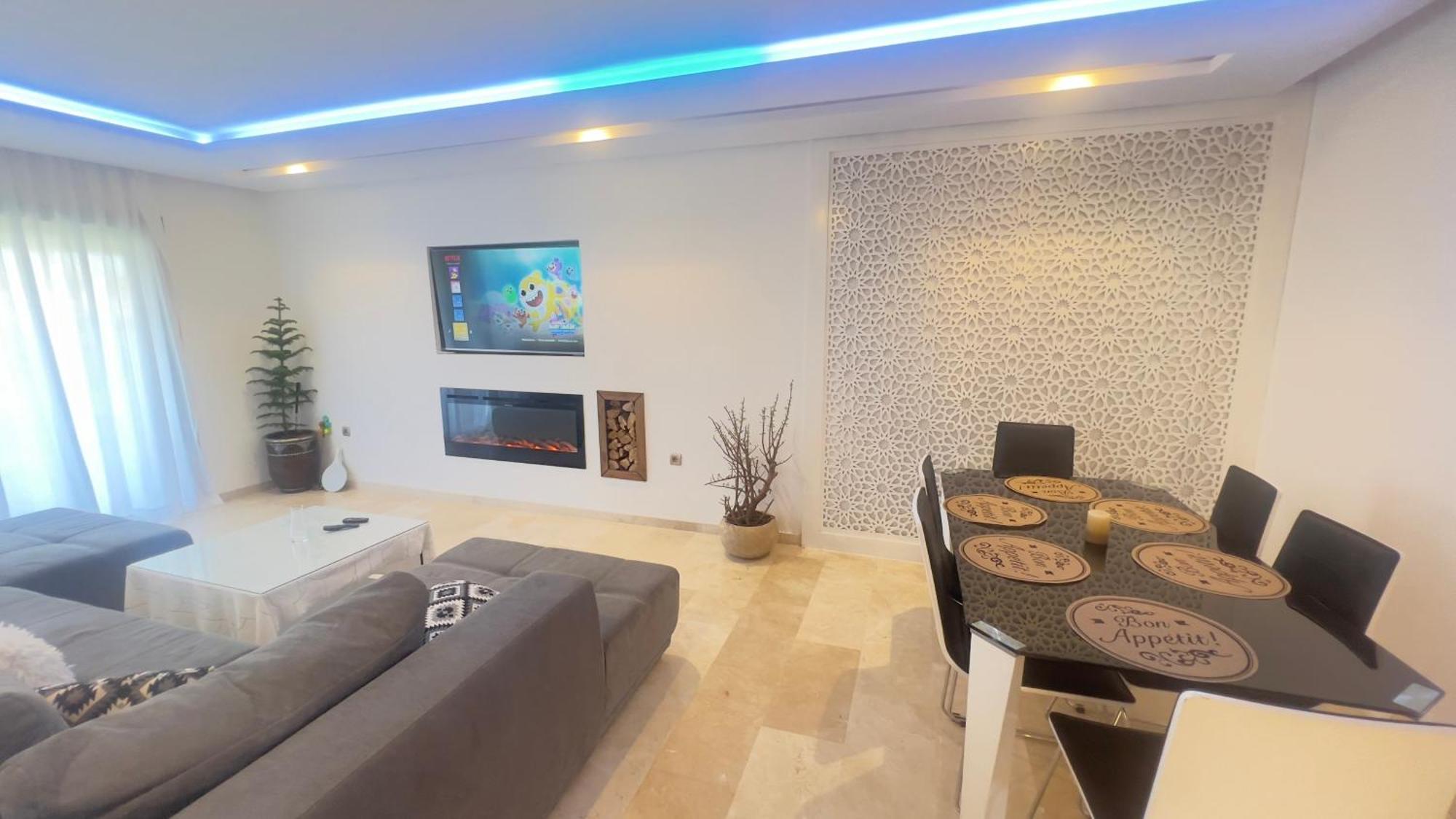 Mini-Villa Situee Dans Une Residence Prestigia A Marrakech, Avec Une Vue Sur La Piscine Et Le Golf Une Securite 24H Sur 24 Et Une Proximite Ideale De L Aeroport 5 Minutes C Est Une Offre Parfaite Pour Des Vacances Marrakesh Esterno foto