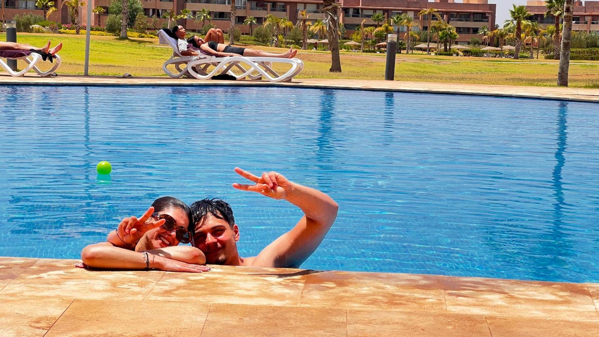 Mini-Villa Situee Dans Une Residence Prestigia A Marrakech, Avec Une Vue Sur La Piscine Et Le Golf Une Securite 24H Sur 24 Et Une Proximite Ideale De L Aeroport 5 Minutes C Est Une Offre Parfaite Pour Des Vacances Marrakesh Esterno foto